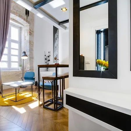 Lägenhet Luxury Deluxe